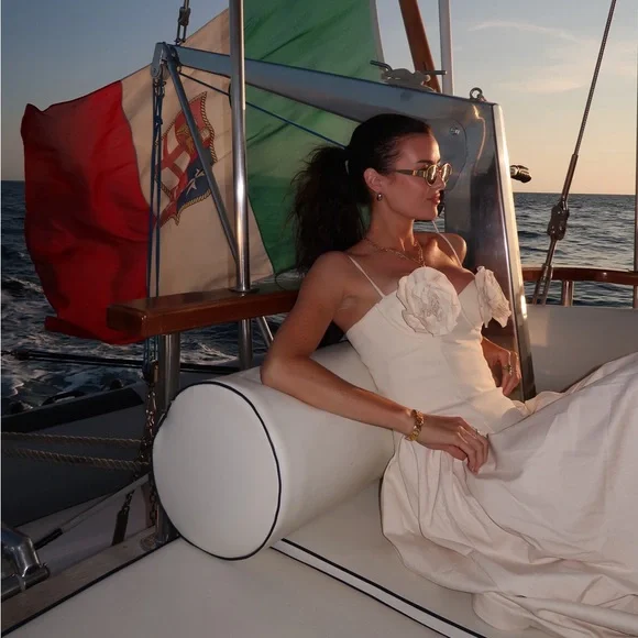 Freya Midi Dress - Picture 5 of 6